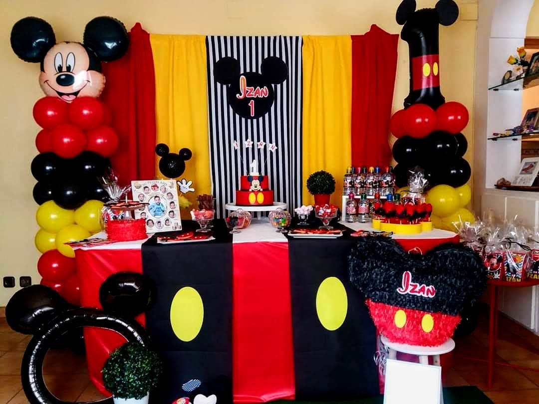 decoración personalizada cumpleaños Mickey Mouse Disney