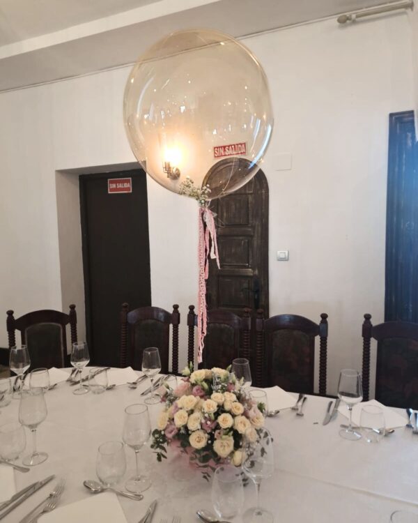 Decoración Bautizo Centro de mesa con globo burbuja